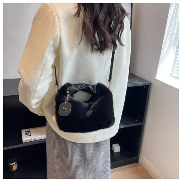 SANTORINI_Fury_Fur_Sling_bag_for_women_Latest_|_Soft_Fur_Hand_&_Crossbody_bag_For_woman_with_Strap_and_Zippered_Compartment.