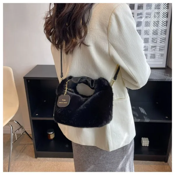 SANTORINI_Fury_Fur_Sling_bag_for_women_Latest_|_Soft_Fur_Hand_&_Crossbody_bag_For_woman_with_Strap_and_Zippered_Compartment.