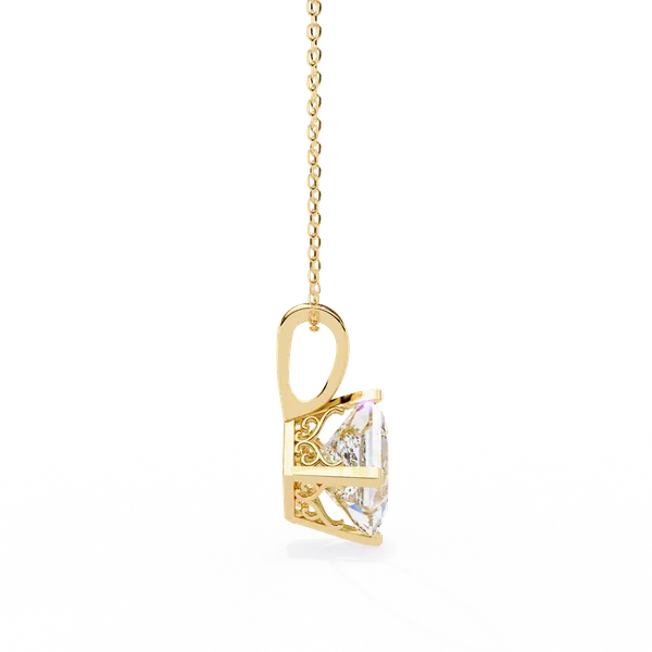 Gold_92.5_Silver_Solitaire_Pendant_Necklace_For_Women