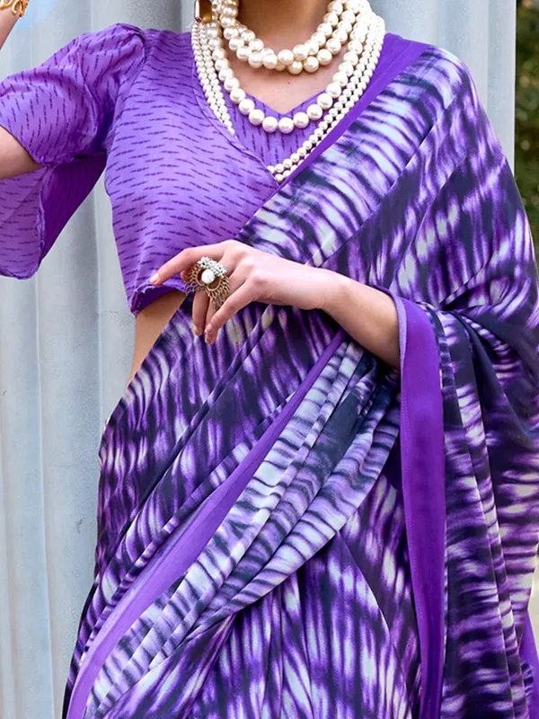 Women's_Crepe_Purple_Printed_Designer_Saree_With_Blouse_Piece