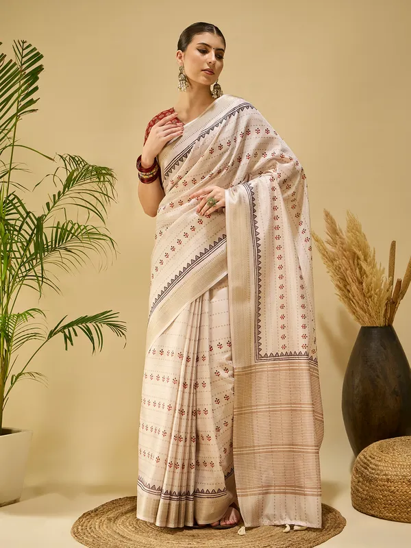 Women's_Silk_Blend_Beige_Printed_Designer_Saree_With_Blouse_Piece