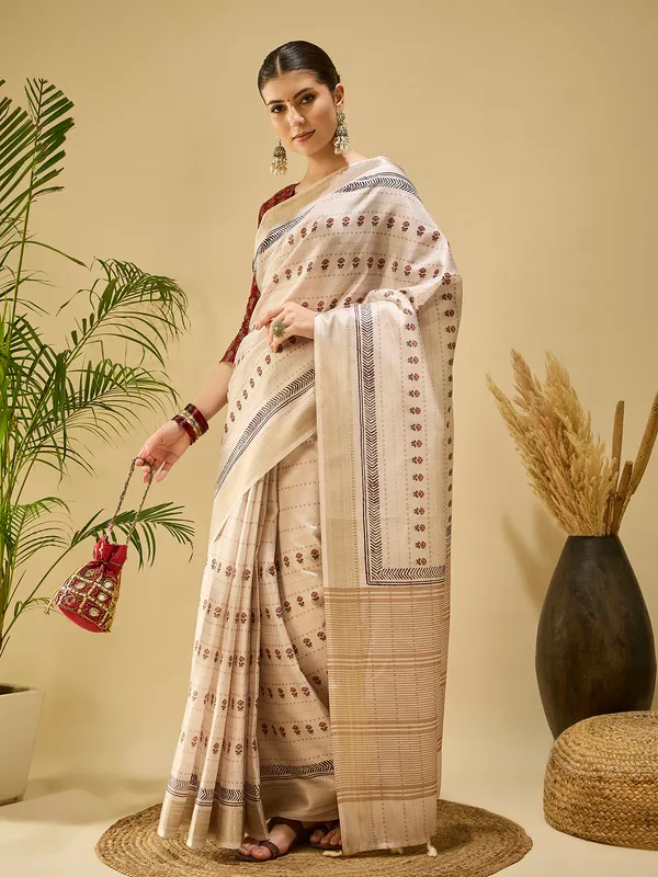 Women's_Silk_Blend_Beige_Printed_Designer_Saree_With_Blouse_Piece