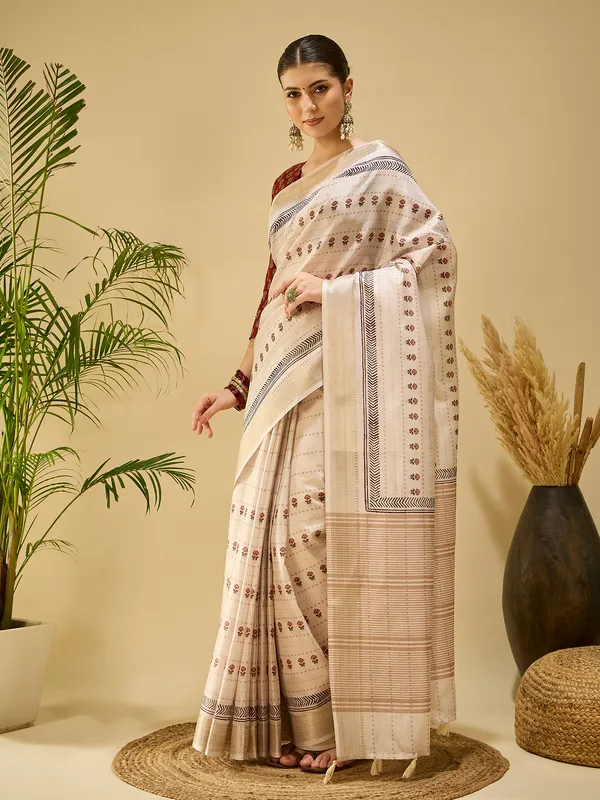 Women's_Silk_Blend_Beige_Printed_Designer_Saree_With_Blouse_Piece