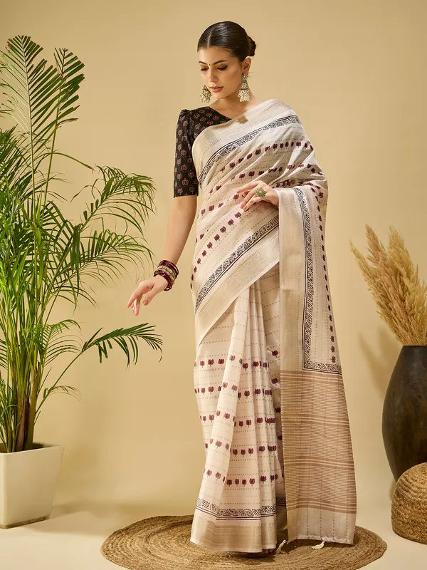 Women's_Silk_Blend_Beige_Printed_Designer_Saree_With_Blouse_Piece