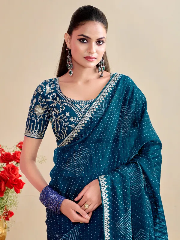 Women's_Georgette_Blue_Embroidered_Designer_Saree_With_Blouse_Piece