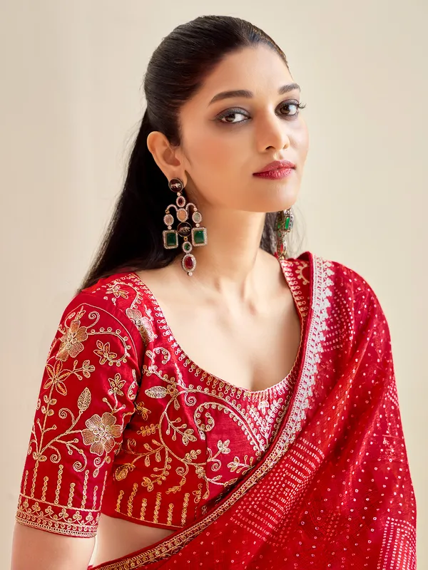 Women's_Georgette_Red_Embroidered_Designer_Saree_With_Blouse_Piece