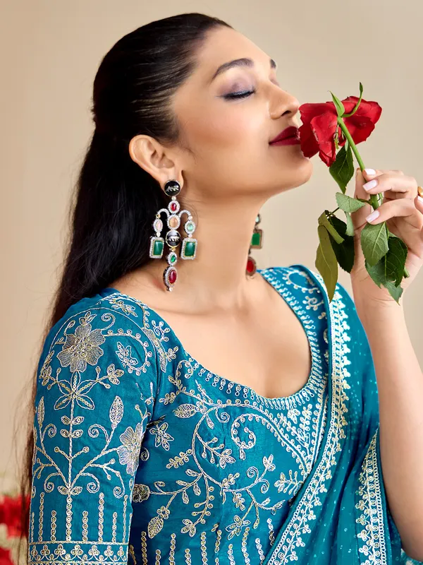 Women's_Georgette_Light_Blue_Embroidered_Designer_Saree_With_Blouse_Piece