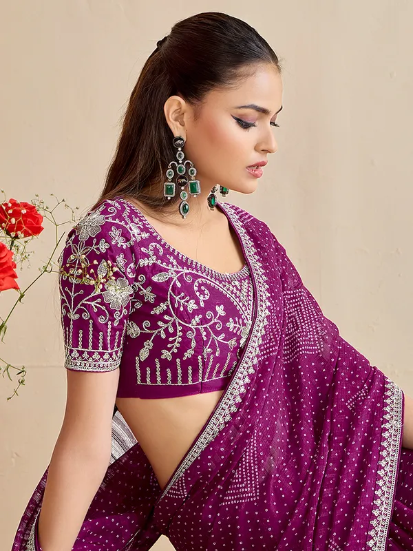 Women's_Georgette_Purple_Embroidered_Designer_Saree_With_Blouse_Piece