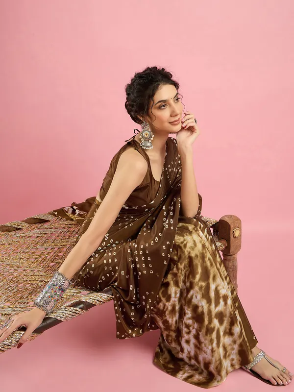Women's_Crepe_Brown_Printed_Designer_Saree_With_Blouse_Piece