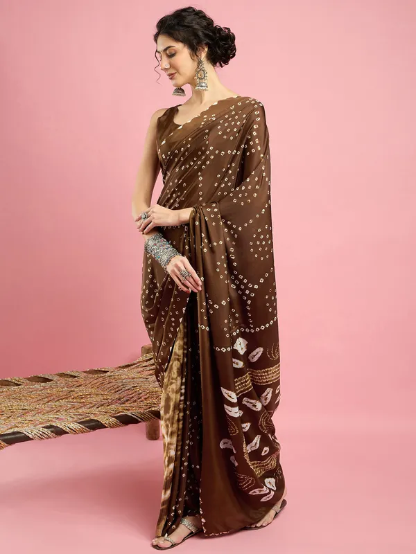 Women's_Crepe_Brown_Printed_Designer_Saree_With_Blouse_Piece