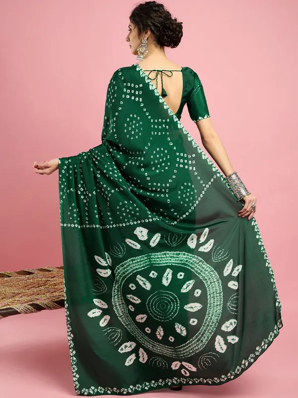 Women's_Crepe_Green_Printed_Designer_Saree_With_Blouse_Piece
