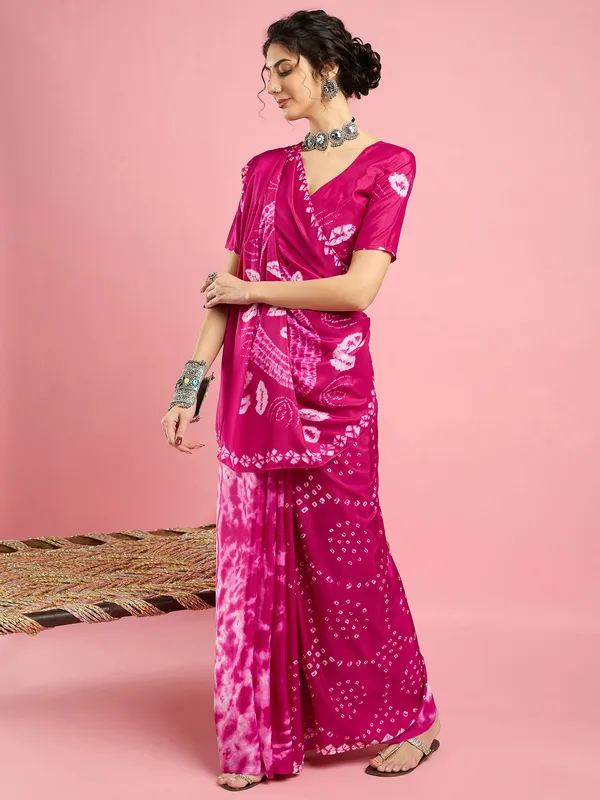 Women's_Crepe_Pink_Printed_Designer_Saree_With_Blouse_Piece