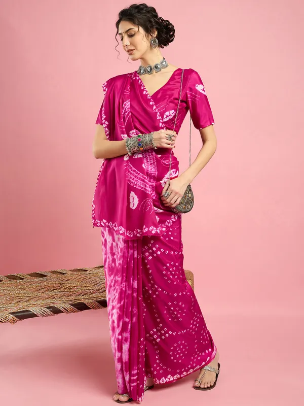 Women's_Crepe_Pink_Printed_Designer_Saree_With_Blouse_Piece