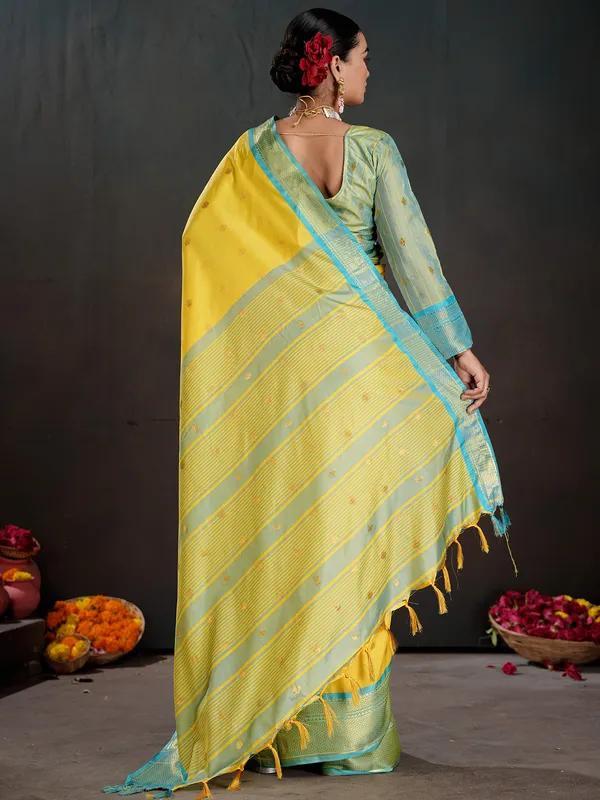 Women's_Silk_Blend_Yellow_Woven_Design_Designer_Saree_With_Blouse_Piece