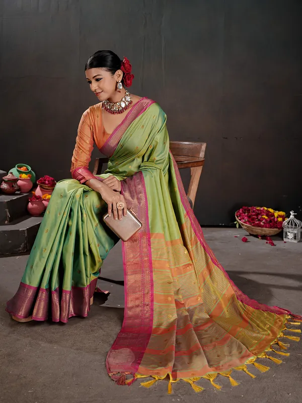 Women's_Silk_Blend_Light_Green_Woven_Design_Designer_Saree_With_Blouse_Piece
