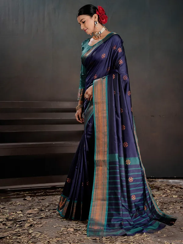 Women's_Silk_Blend_Navy_Blue_Woven_Design_Designer_Saree_With_Blouse_Piece