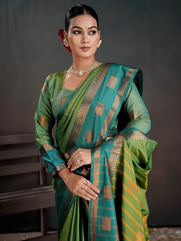 Women's_Silk_Blend_Sea_Green_Woven_Design_Designer_Saree_With_Blouse_Piece