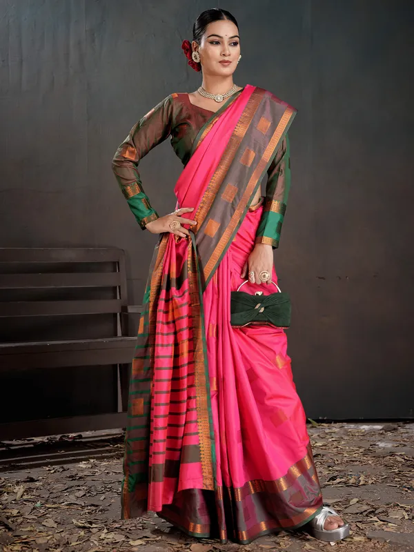 Women's_Silk_Blend_Pink_Woven_Design_Designer_Saree_With_Blouse_Piece