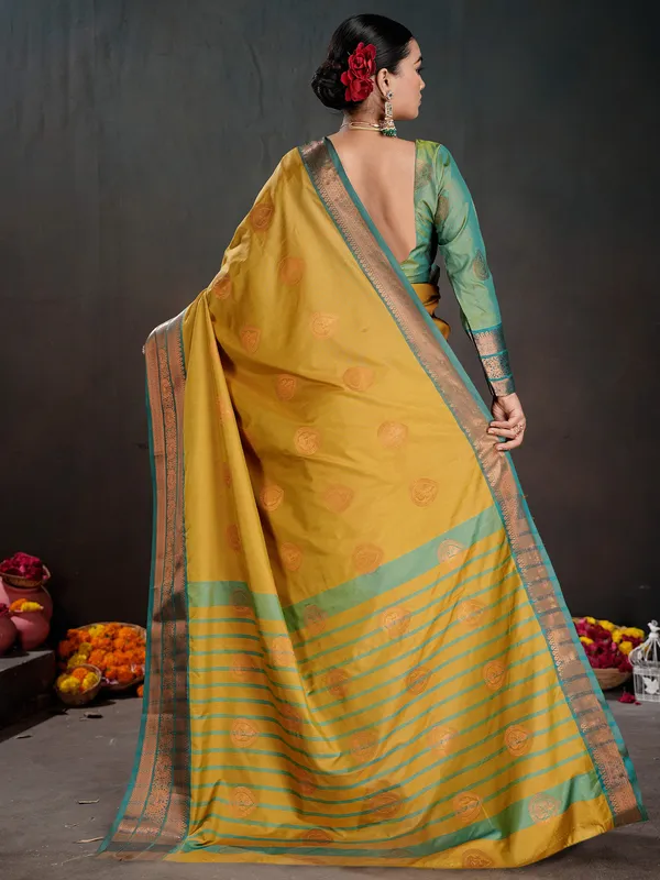 Women's_Silk_Blend_Yellow_Woven_Design_Designer_Saree_With_Blouse_Piece