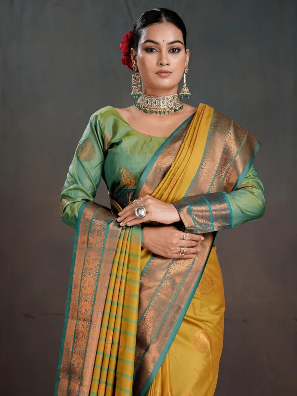 Women's_Silk_Blend_Yellow_Woven_Design_Designer_Saree_With_Blouse_Piece