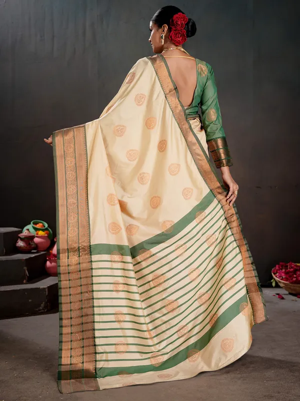 Women's_Silk_Blend_Off_White_Woven_Design_Designer_Saree_With_Blouse_Piece