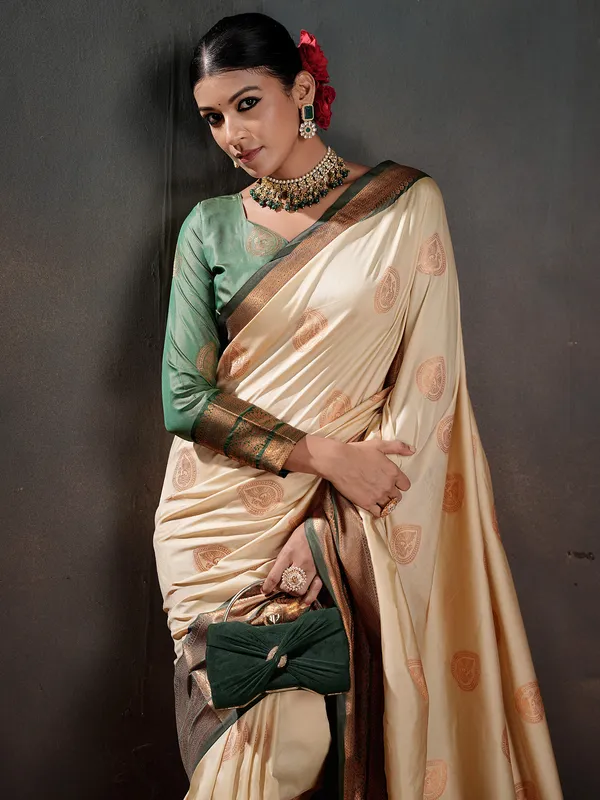 Women's_Silk_Blend_Off_White_Woven_Design_Designer_Saree_With_Blouse_Piece