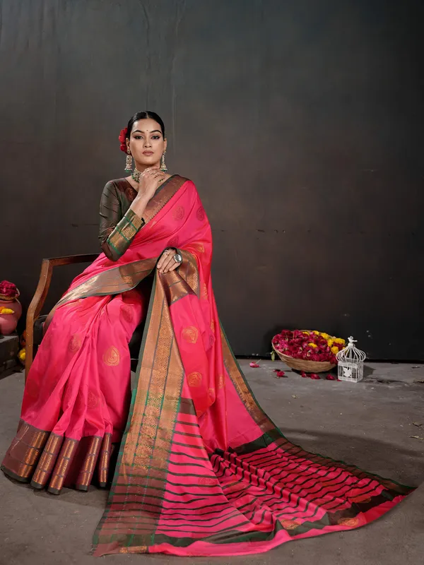 Women's_Silk_Blend_Pink_Woven_Design_Designer_Saree_With_Blouse_Piece