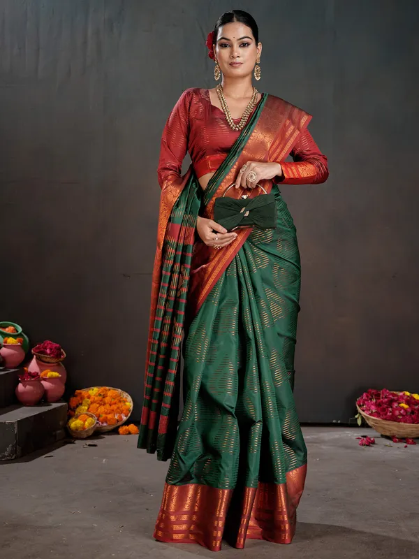 Women's_Silk_Blend_Green_Woven_Design_Designer_Saree_With_Blouse_Piece