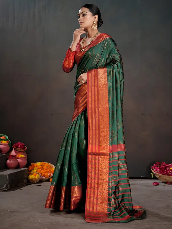 Women's_Silk_Blend_Green_Woven_Design_Designer_Saree_With_Blouse_Piece