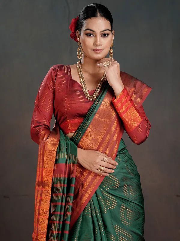 Women's_Silk_Blend_Green_Woven_Design_Designer_Saree_With_Blouse_Piece