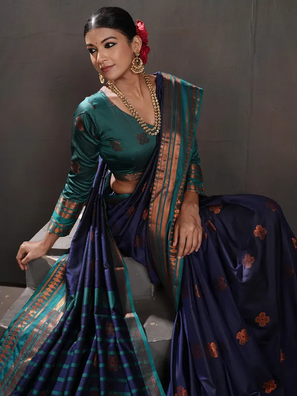 Women's_Silk_Blend_Navy_Blue_Woven_Design_Designer_Saree_With_Blouse_Piece