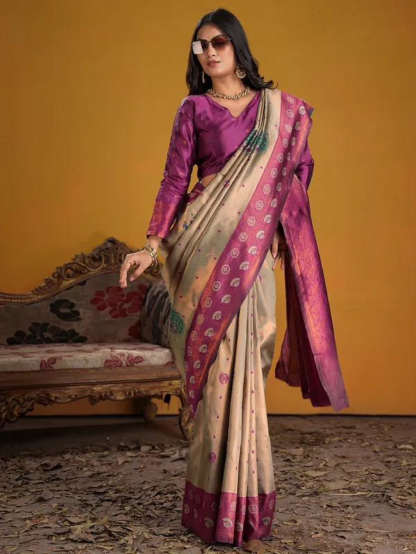 Women's_Silk_Blend_Rose_Gold_Woven_Design_Designer_Saree_With_Blouse_Piece