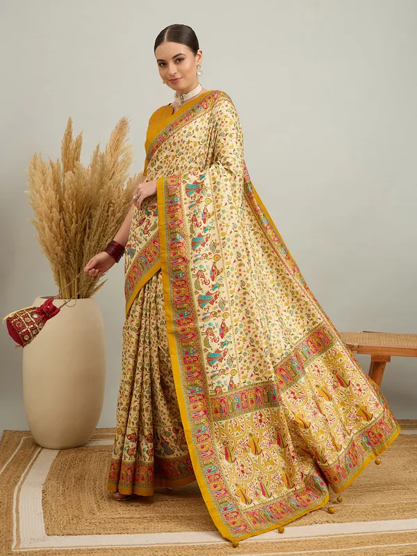 Women's_Silk_Blend_Cream_Digital_Print_Designer_Saree_With_Blouse_Piece