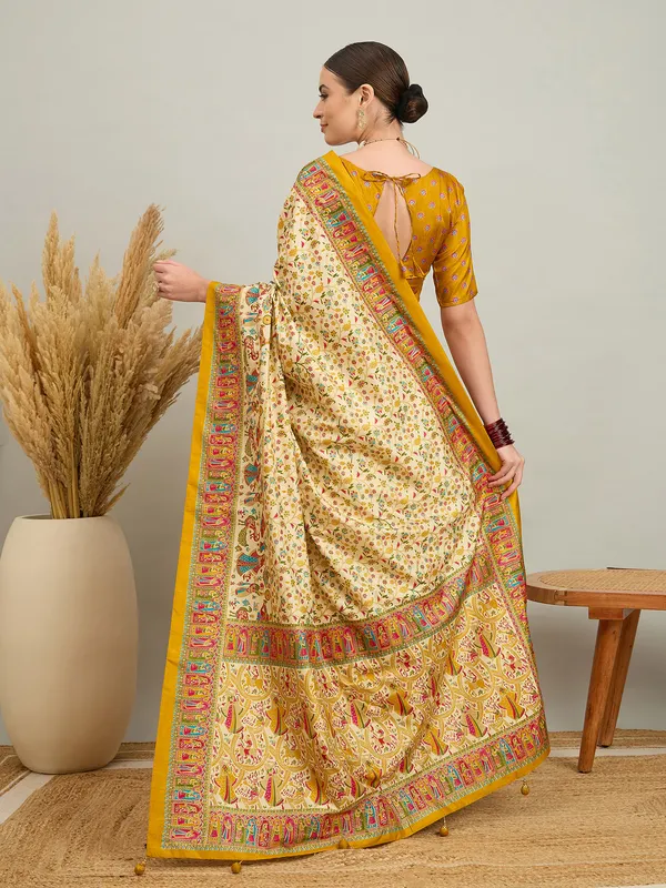 Women's_Silk_Blend_Cream_Digital_Print_Designer_Saree_With_Blouse_Piece