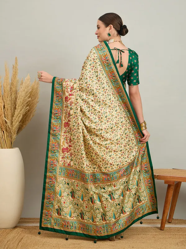 Women's_Silk_Blend_Cream_Digital_Print_Designer_Saree_With_Blouse_Piece