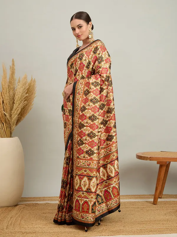 Women's_Silk_Blend_Cream_Digital_Print_Designer_Saree_With_Blouse_Piece