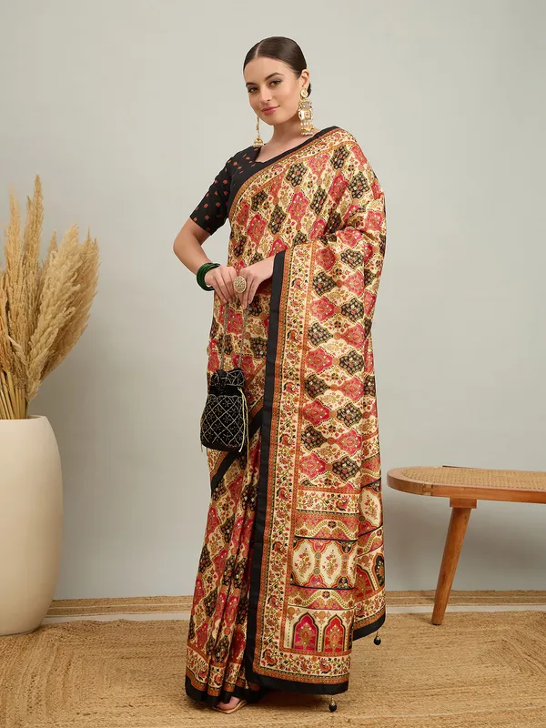 Women's_Silk_Blend_Cream_Digital_Print_Designer_Saree_With_Blouse_Piece