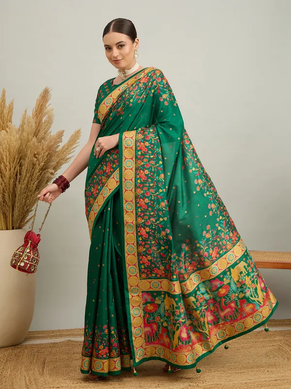Women's_Silk_Blend_Dark_Green_Digital_Print_Designer_Saree_With_Blouse_Piece