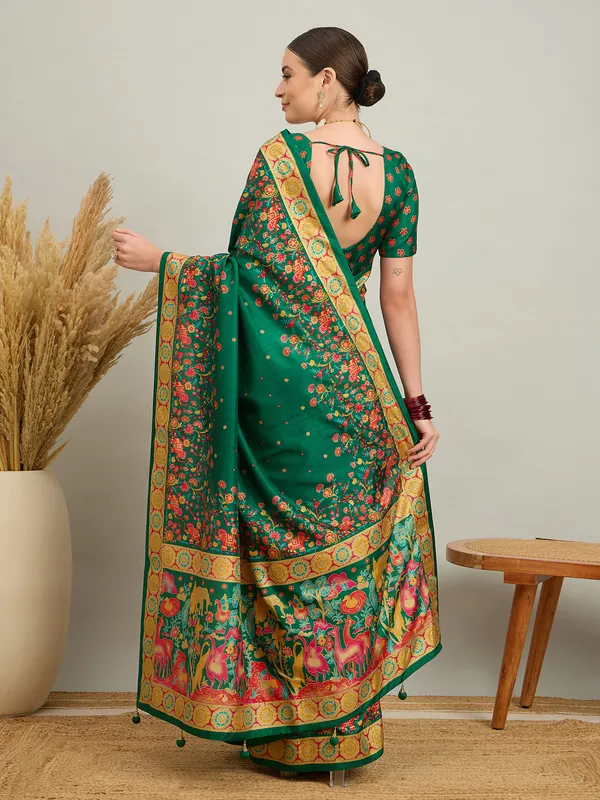 Women's_Silk_Blend_Dark_Green_Digital_Print_Designer_Saree_With_Blouse_Piece