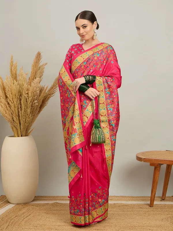 Women's_Silk_Blend_Pink_Digital_Print_Designer_Saree_With_Blouse_Piece