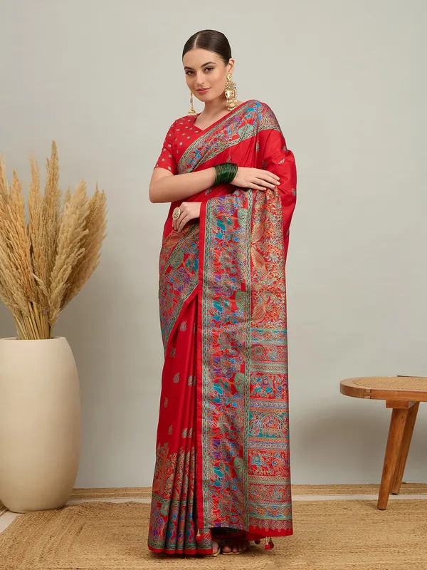 Women's_Silk_Blend_Red_Digital_Print_Designer_Saree_With_Blouse_Piece