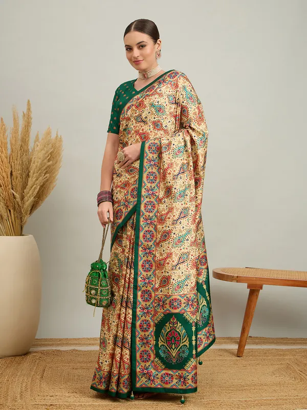 Women's_Silk_Blend_Dark_Green_Digital_Print_Designer_Saree_With_Blouse_Piece