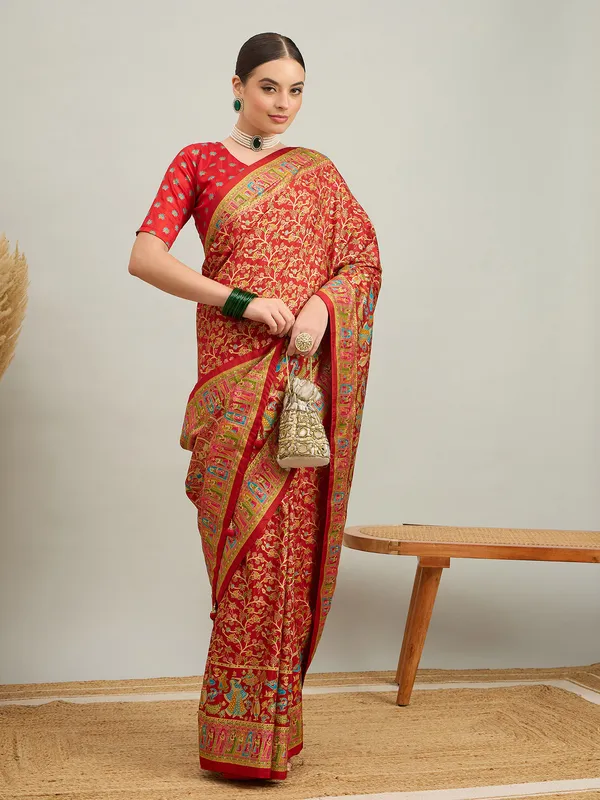 Women's_Silk_Blend_Red_Digital_Print_Designer_Saree_With_Blouse_Piece