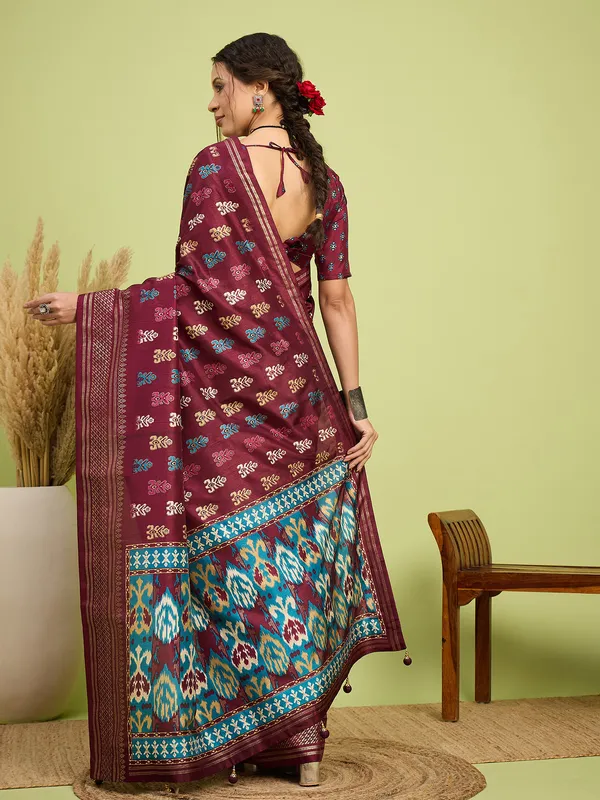 Women's_Silk_Blend_Maroon_Digital_Print_Designer_Saree_With_Blouse_Piece