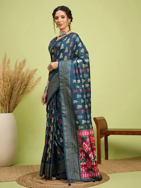 Women's_Silk_Blend_Teal_blue_Digital_Print_Designer_Saree_With_Blouse_Piece