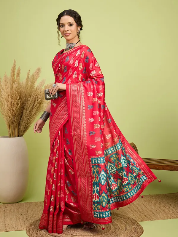 Women's_Silk_Blend_Pink_Digital_Print_Designer_Saree_With_Blouse_Piece