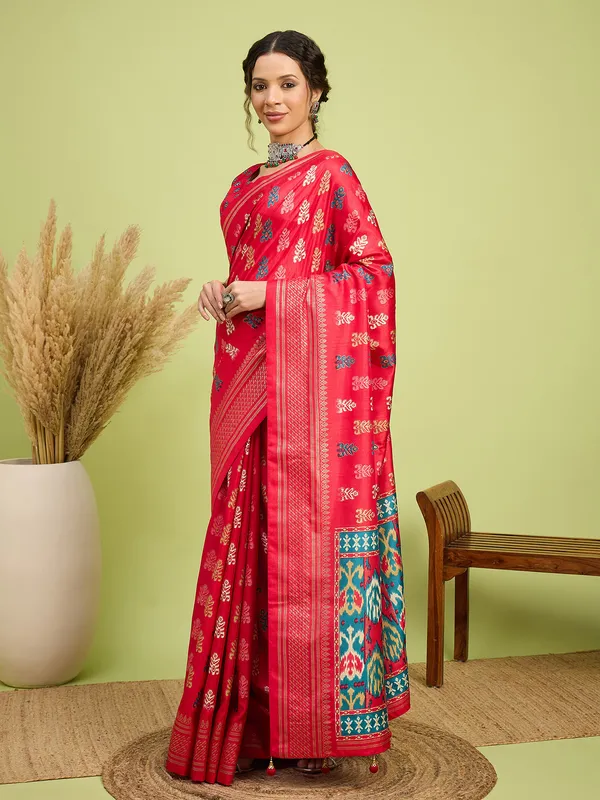 Women's_Silk_Blend_Pink_Digital_Print_Designer_Saree_With_Blouse_Piece