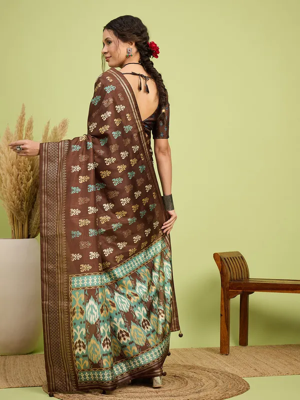 Women's_Silk_Blend_Brown_Digital_Print_Designer_Saree_With_Blouse_Piece