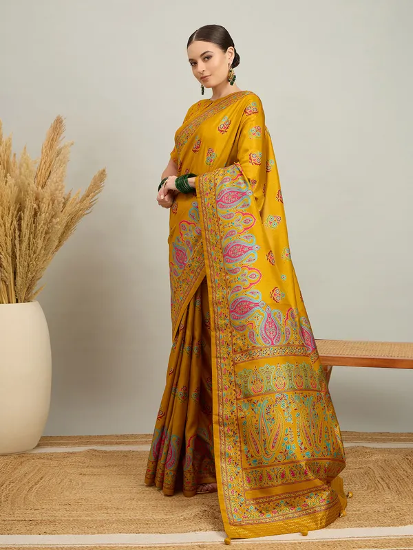 Women's_Silk_Blend_Mustard_Digital_Print_Designer_Saree_With_Blouse_Piece