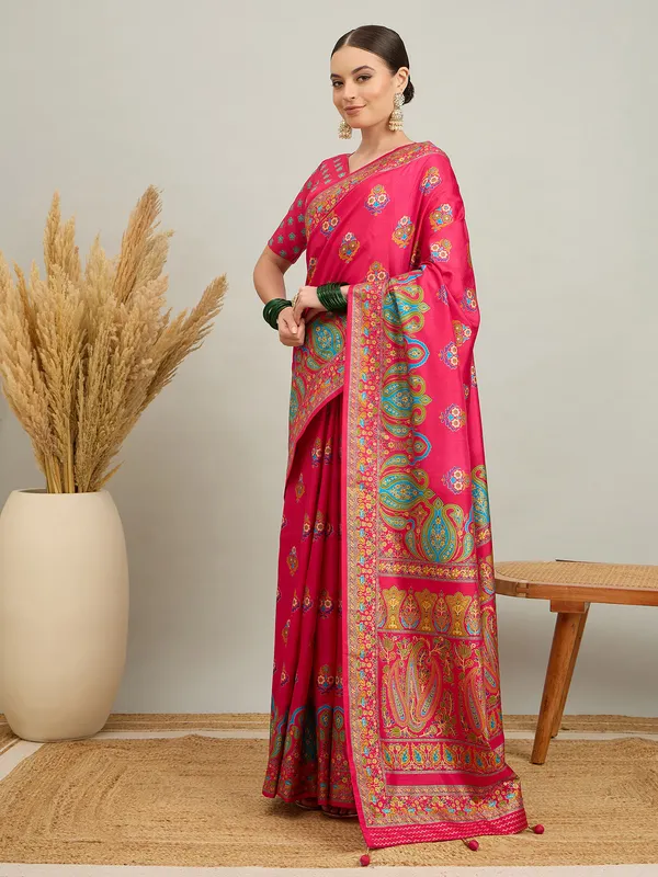 Women's_Silk_Blend_Pink_Digital_Print_Designer_Saree_With_Blouse_Piece